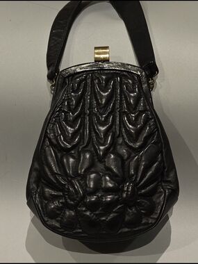 Unique Vintage Black Ruched Leather Shoulder Bag with Gold Clasp